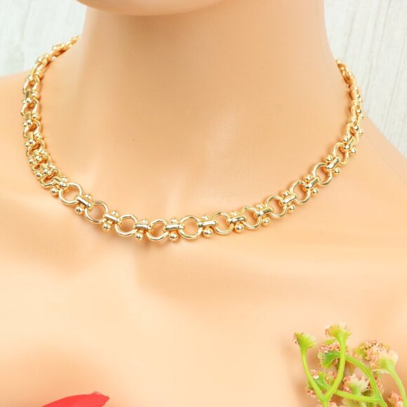 "Minimalist & Elegant Necklace Chain – Perfect for Women & Girls | UNVRC1609 - Picture 2 of 10